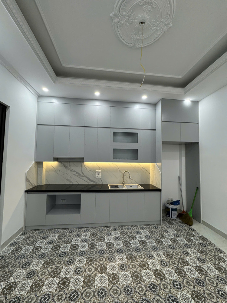 HIẾM HIẾM HIẾM!!! Bán nhà Vĩnh Ninh Vĩnh Quỳnh Thanh Trì – Nhà mới 5 tầng thang máy, ô tô đỗ cửa,