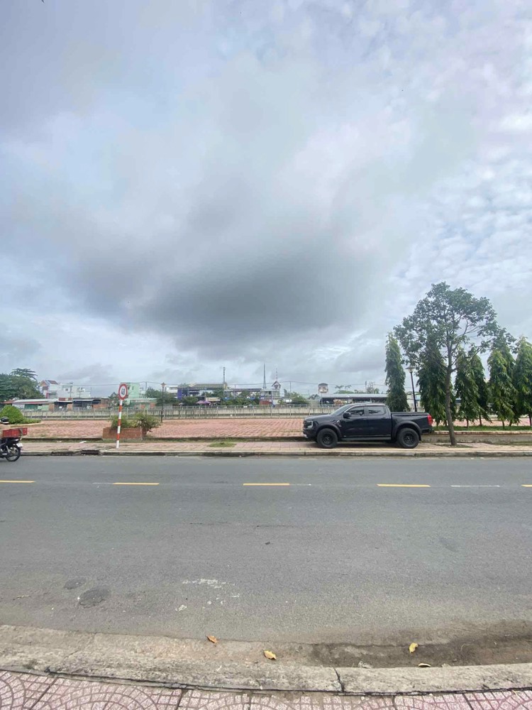 Chính Chủ Bán ĐẤT MẶT TIỀN HUỲNH VĂN NHỨT - TRUNG TÂM TP. TÂN AN, LONG AN Chính Chủ Bán ĐẤT MẶT TIỀN HUỲNH VĂN NHỨT - TRUNG TÂM TP. TÂN AN, LONG AN