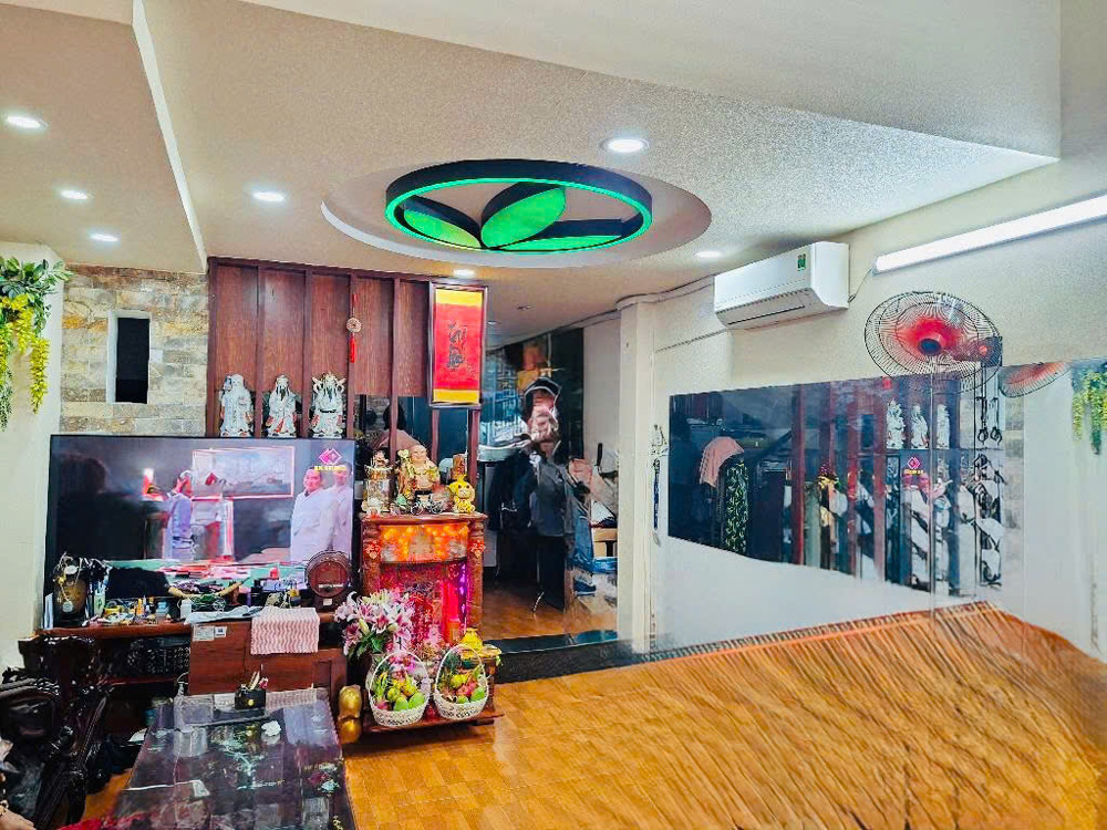 NHÀ ĐẸP QUẬN 11 – ÂU CƠ GIÁP Q10 – 5 TẦNG – GIÁ TỐT 9.8 TỶ NHÀ ĐẸP QUẬN 11 – ÂU CƠ GIÁP Q10 – 5 TẦNG – GIÁ TỐT 9.8 TỶ