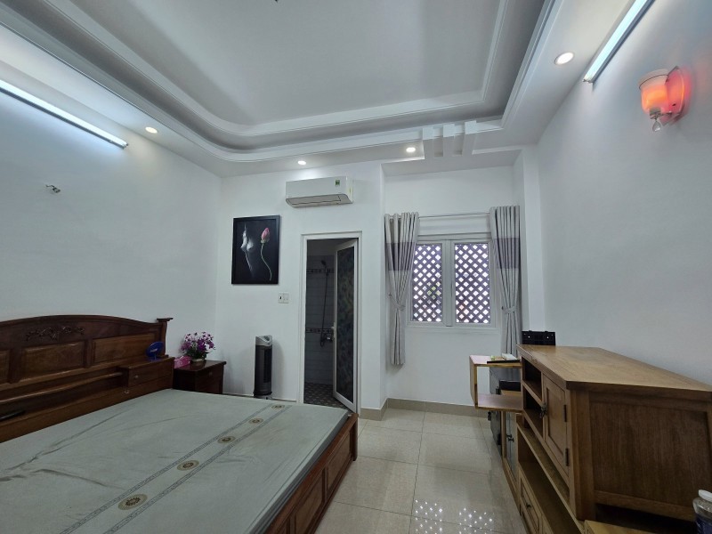 Bán nhà đường Man Thiện, Phường Tăng Nhơn Phú A, Q9, TP HCM, DT 70 m2, 3 tầng, 3PN, SH. Giá 8.35 tỷ