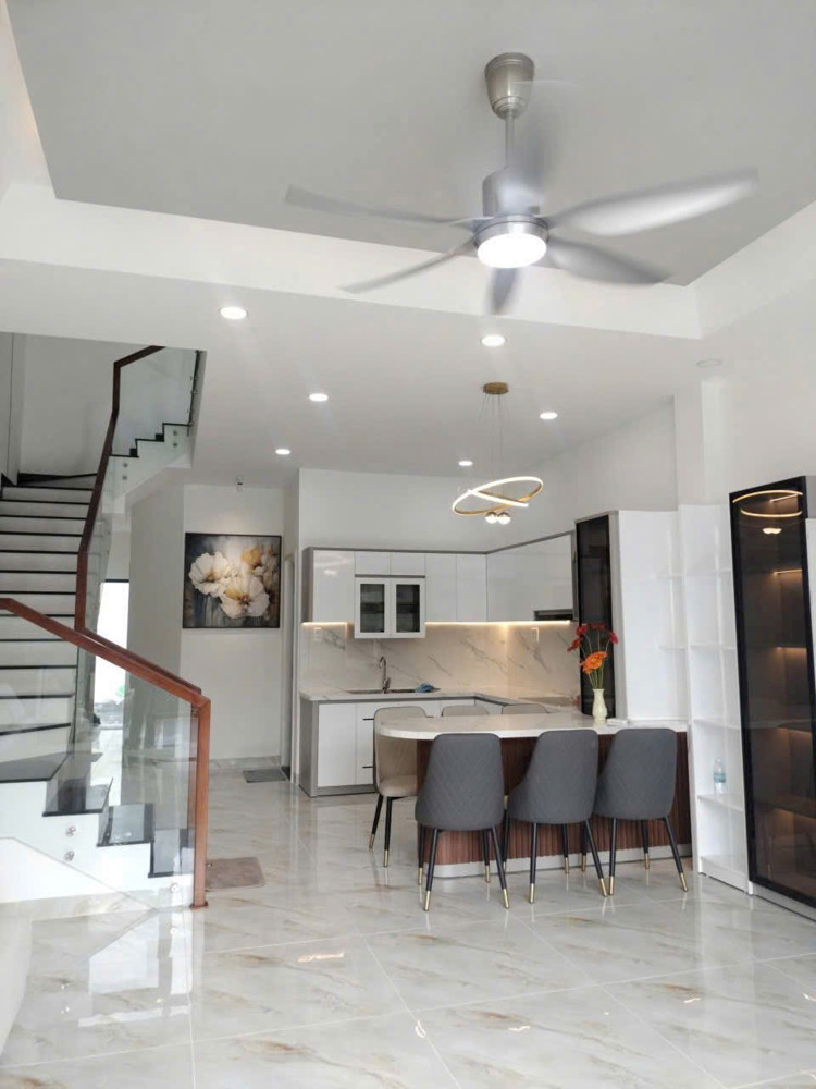 BÁN NHÀ ĐẸP  BÁN NHÀ ĐẸP