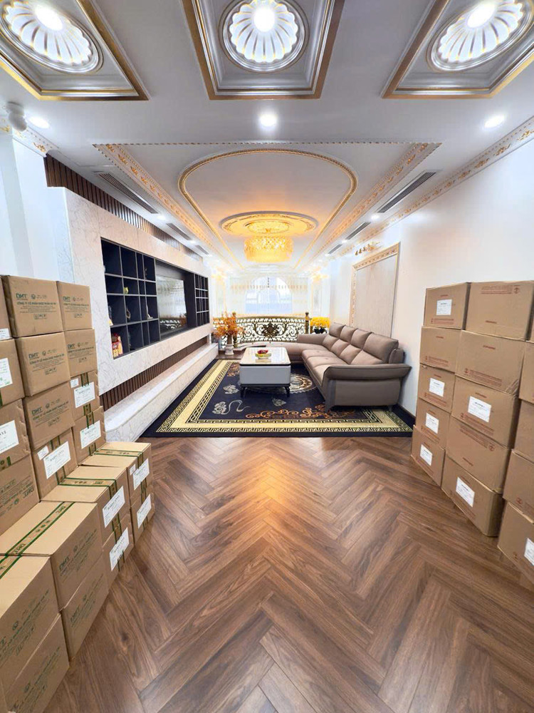 Bán nhà Nguyễn Văn Linh 65m 8 tầng thang máy gara ô tô kinh doanh hơn 21 tỷ