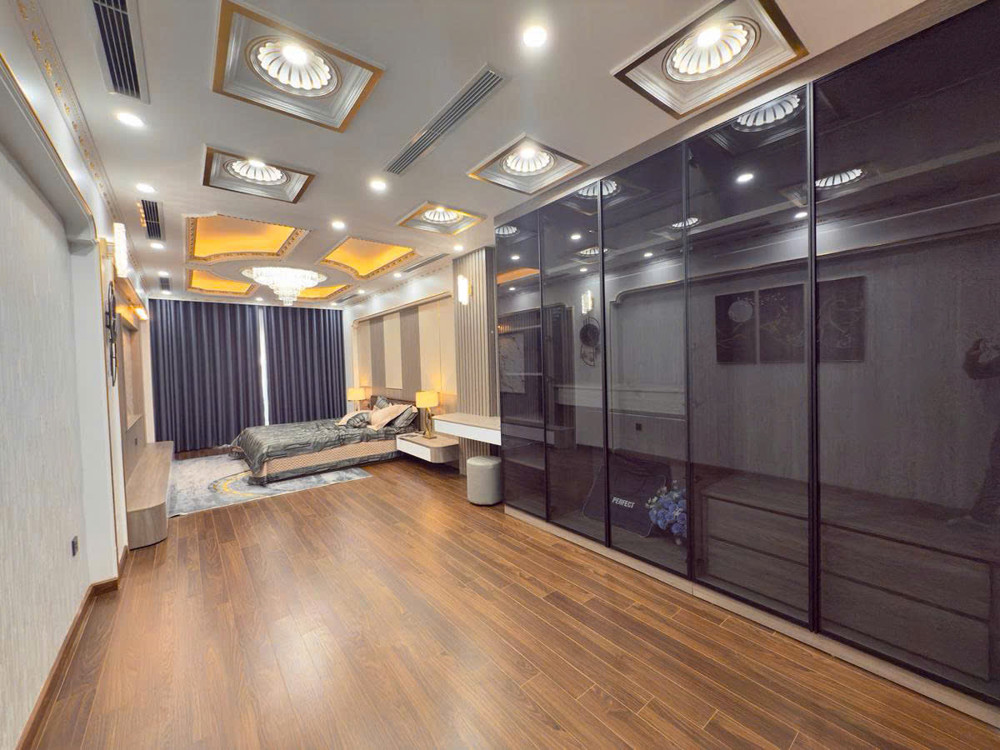 Bán nhà Nguyễn Văn Linh 65m 8 tầng thang máy gara ô tô kinh doanh hơn 21 tỷ