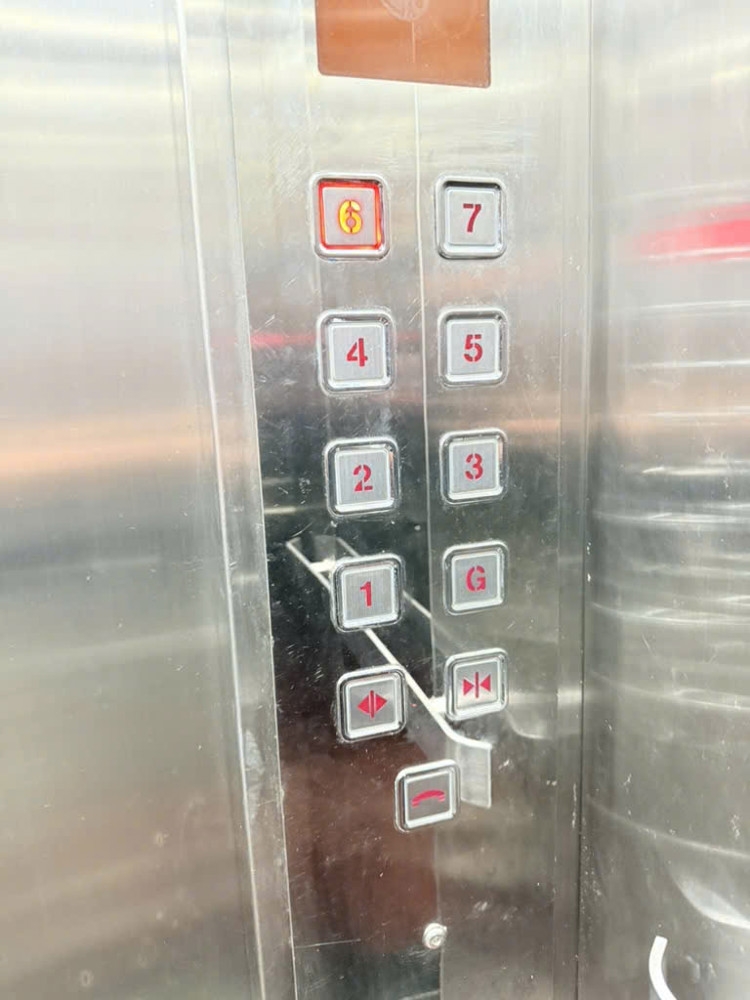 Bán CHDV MT Đường Bạch Đằng,Tân Bình,Dòng tiền 100tr/thang,DT5,9x13,5m,7Tầng