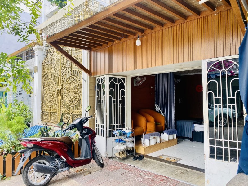 Bán nhà ngõ 13, Phước Bình, Q9, TP HCM, DT 88m2, SH. Giá 8.7 tỷ. LH: 0933125879