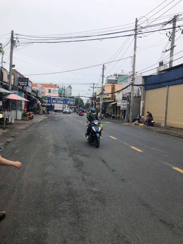 Bán nhà mặt tiền 25x48m giá 68 tỷ Đường Trần Thị Cờ