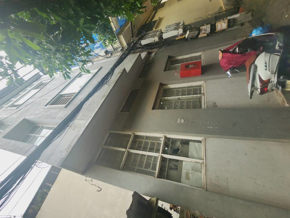 NHÀ DÂN XÂY CHẮC CHẮN – PHÂN LÔ–CĂN GÓC–CỬA NHÀ HƯỚNG NAM _ 5 TẦNG–36/38M2–7,2 TỶ