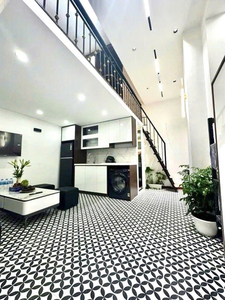 TẬP THỂ TẦNG 1 ĐỘI CẤN DT 50M 4 NGỦ GIÁ 3,7 TỶ-CÁCH 1 NHÀ RA MẶT PHỐ