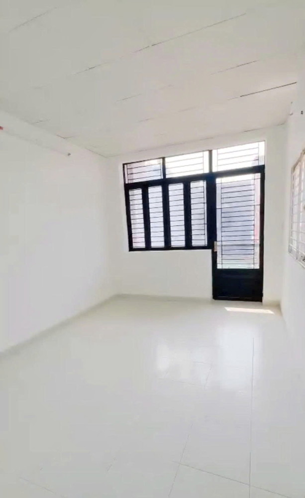 Nhà hẻm thẳng 3.4*17m, nở hậu 2lầu/ST Nguyễn Duy P.Chánh Hưng (P9Q8)