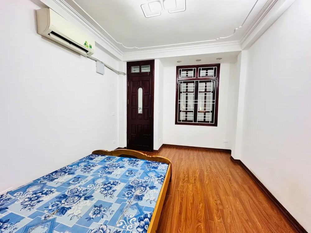 Bán Nhà Hào Nam 20/25m2.  5 tầng. mặt tiền 3.6m. giá chỉ  6.5 Tỷ Đống Đa Hà Nội Bán Nhà Hào Nam 20/25m2.  5 tầng. mặt tiền 3.6m. giá chỉ  6.5 Tỷ Đống Đa Hà Nội