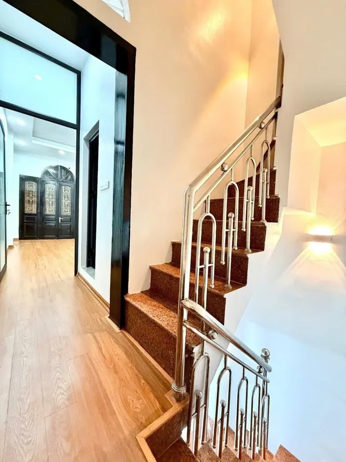 Bán Nhà Văn Chương 38m2.  4 tầng. mặt tiền 3m. giá 7.95 Tỷ Đống Đa Hà Nội Bán Nhà Văn Chương 38m2.  4 tầng. mặt tiền 3m. giá 7.95 Tỷ Đống Đa Hà Nội