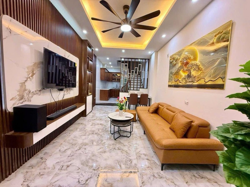 Bán Nhà Trần Khát Chân 31/36m2. 5 tầng. mặt tiền 3.5m giá 8.9 Tỷ Hai Bà Trưng Hà Nội Bán Nhà Trần Khát Chân 31/36m2. 5 tầng. mặt tiền 3.5m giá 8.9 Tỷ Hai Bà Trưng Hà Nội