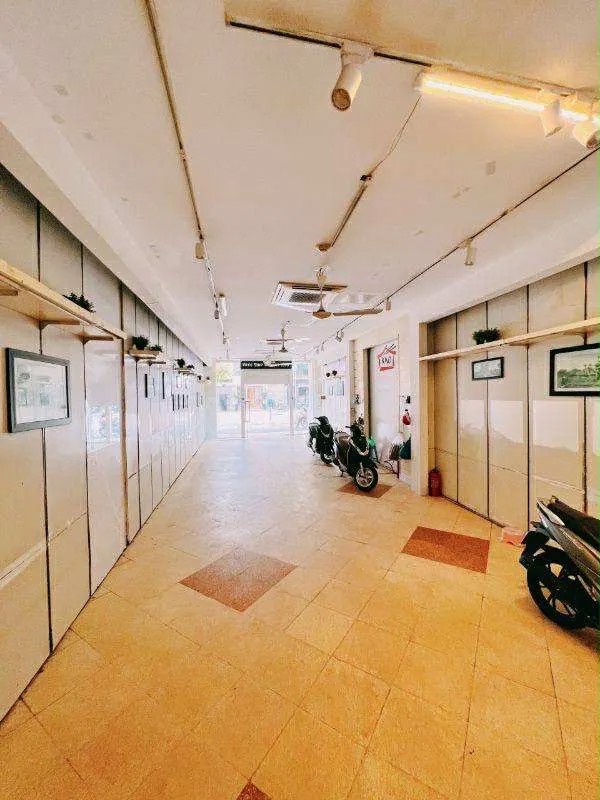 Bán Nhà  Phố Huế 145m2. 8 tầng. mặt tiền 5.5m.giá 120 tỷ Hai Bà Trưng Hà Nội Bán Nhà  Phố Huế 145m2. 8 tầng. mặt tiền 5.5m.giá 120 tỷ Hai Bà Trưng Hà Nội