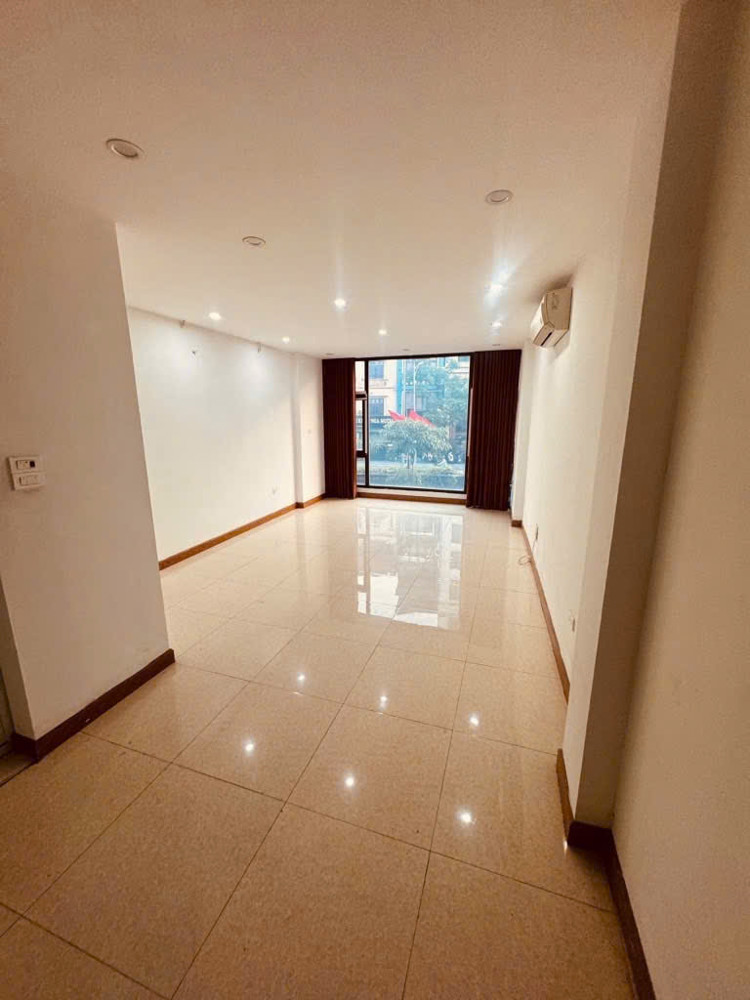 Nghi Tàm Lô Góc - 7 tầng Thang Máy - Kinh Doanh - Ôtô tránh - nhỉnh 19 tỷ Nghi Tàm Lô Góc - 7 tầng Thang Máy - Kinh Doanh - Ôtô tránh - nhỉnh 19 tỷ