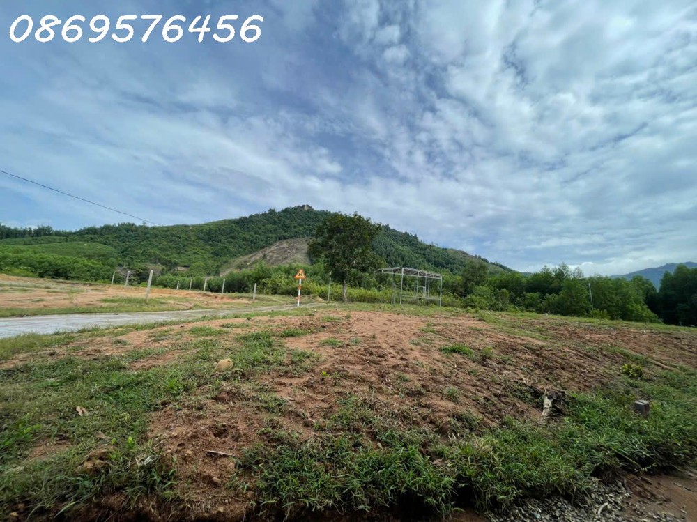 TẶNG 77 MÉT ĐẤT Ở TẠI KHÁNH HOÀ CHO AI CẦN TẶNG 77 MÉT ĐẤT Ở TẠI KHÁNH HOÀ CHO AI CẦN