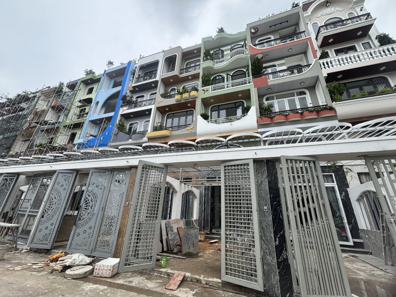 Tổng 16 Siêu Mẫu Thang Máy 500kg Chỉ >7 Đồng Hương Lộ 2 - 5Tầng 6PN Tổng 16 Siêu Mẫu Thang Máy 500kg Chỉ >7 Đồng Hương Lộ 2 - 5Tầng 6PN