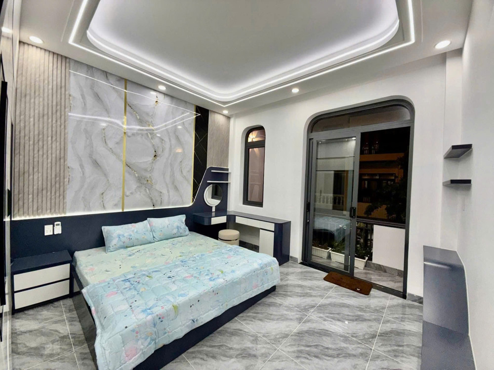 BÁN NHÀ PHỐ LIỀN KỀ LÀNG ĐẠI HỌC - SÁT METRO - THANH TOÁN CHỈ 1 TỶ BÁN NHÀ PHỐ LIỀN KỀ LÀNG ĐẠI HỌC - SÁT METRO - THANH TOÁN CHỈ 1 TỶ