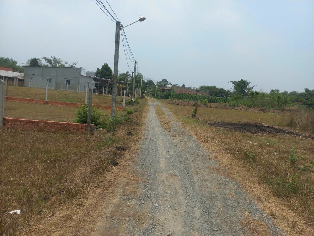 BÁN ĐẤT THỔ CƯ 100% - CHÍNH CHỦ TẠI ẤP LẬP ĐIỀN, XÃ TÂN MỸ, HUYỆN ĐỨC HÒA, LONG AN BÁN ĐẤT THỔ CƯ 100% - CHÍNH CHỦ TẠI ẤP LẬP ĐIỀN, XÃ TÂN MỸ, HUYỆN ĐỨC HÒA, LONG AN