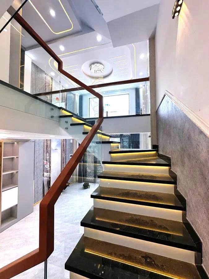 BÁN NHÀ MỚI - HXH - BÌNH TÂN - 5 TẦNG - (4.5X12) - NHỈNH 7 TỶ BÁN NHÀ MỚI - HXH - BÌNH TÂN - 5 TẦNG - (4.5X12) - NHỈNH 7 TỶ