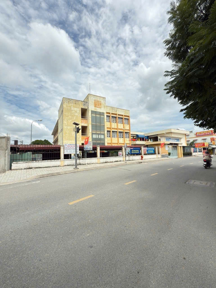 BÁN LÔ ĐẤT 100M2 - AN PHÚ ĐÔNG QUẬN 12 - HẺM XE TẢI RA VÔ - SÁT TRƯỜNG HỌC CÁC CẤP - CÁCH GÒ VẤP 5 BÁN LÔ ĐẤT 100M2 - AN PHÚ ĐÔNG QUẬN 12 - HẺM XE TẢI RA VÔ - SÁT TRƯỜNG HỌC CÁC CẤP - CÁCH GÒ VẤP 5