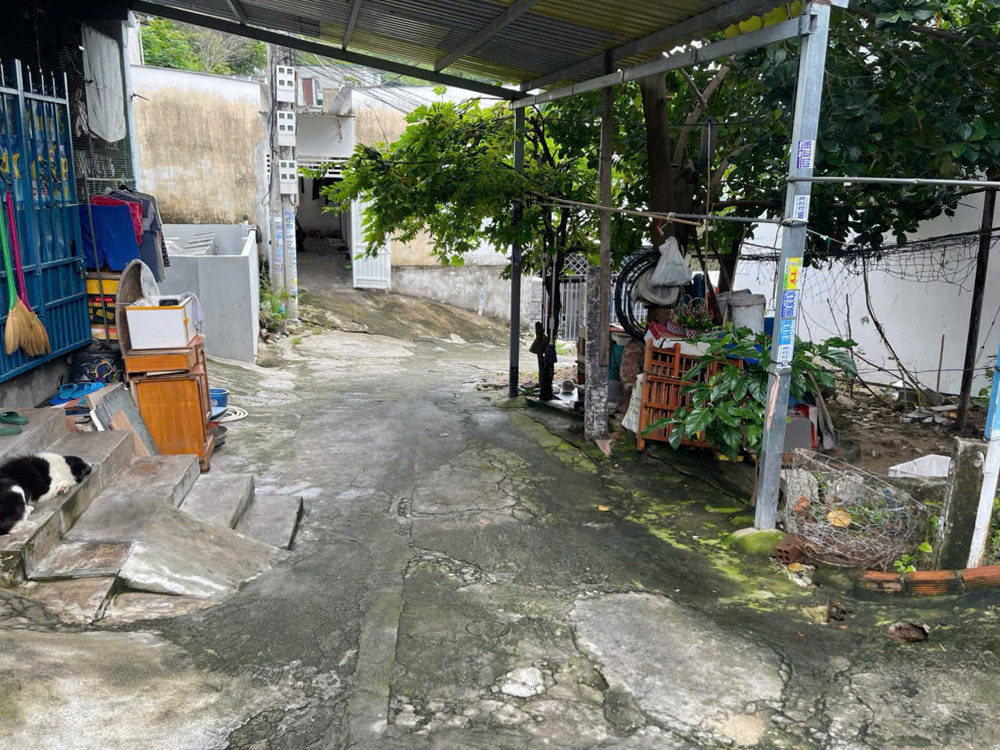 Nhà gác lửng giá rẻ chỉ 950tr – Gần khu TDC Ngọc Sơn, Ngô Đến – Sổ riêng sang tên ngay! Nhà gác lửng giá rẻ chỉ 950tr – Gần khu TDC Ngọc Sơn, Ngô Đến – Sổ riêng sang tên ngay!