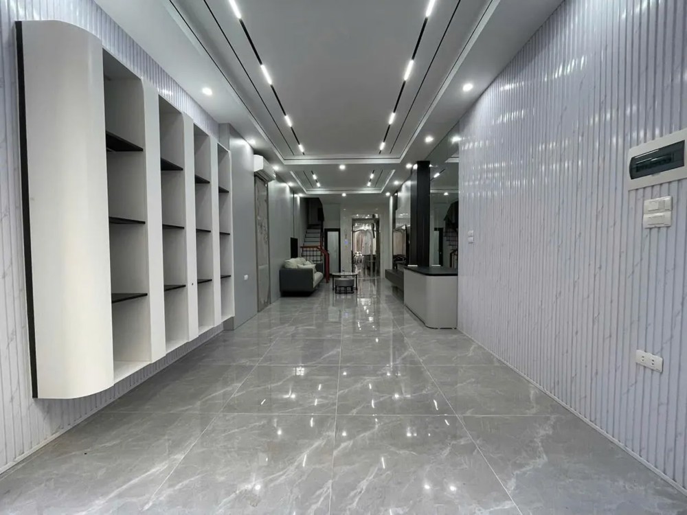 NHÀ MỚI FULL NỘI THẤT Ô TÔ ĐỖ CỔNG Hoàng Như Tiếp 47 M2 6 tầng 12.9 tỷ Long Biên Hà Nội NHÀ MỚI FULL NỘI THẤT Ô TÔ ĐỖ CỔNG Hoàng Như Tiếp 47 M2 6 tầng 12.9 tỷ Long Biên Hà Nội