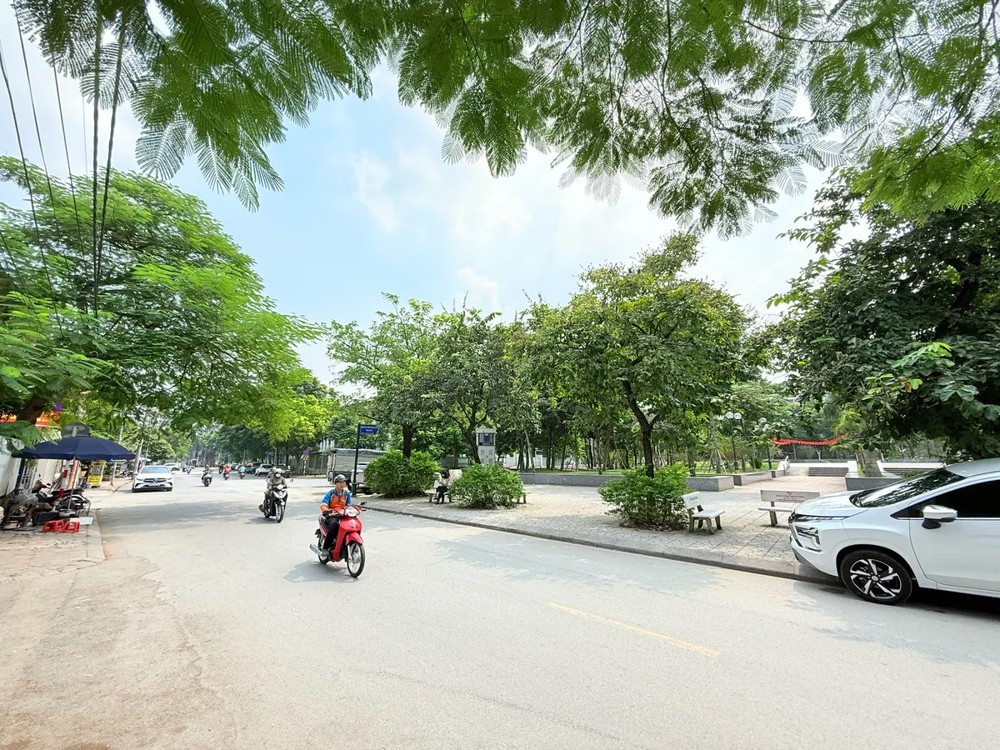 NHÀ DÂN XÂY NGÕ THÔNG  Bồ Đề 53 m2 X 4 Tầng 13.5 Tỷ Long Biên Hà Nội NHÀ DÂN XÂY NGÕ THÔNG  Bồ Đề 53 m2 X 4 Tầng 13.5 Tỷ Long Biên Hà Nội