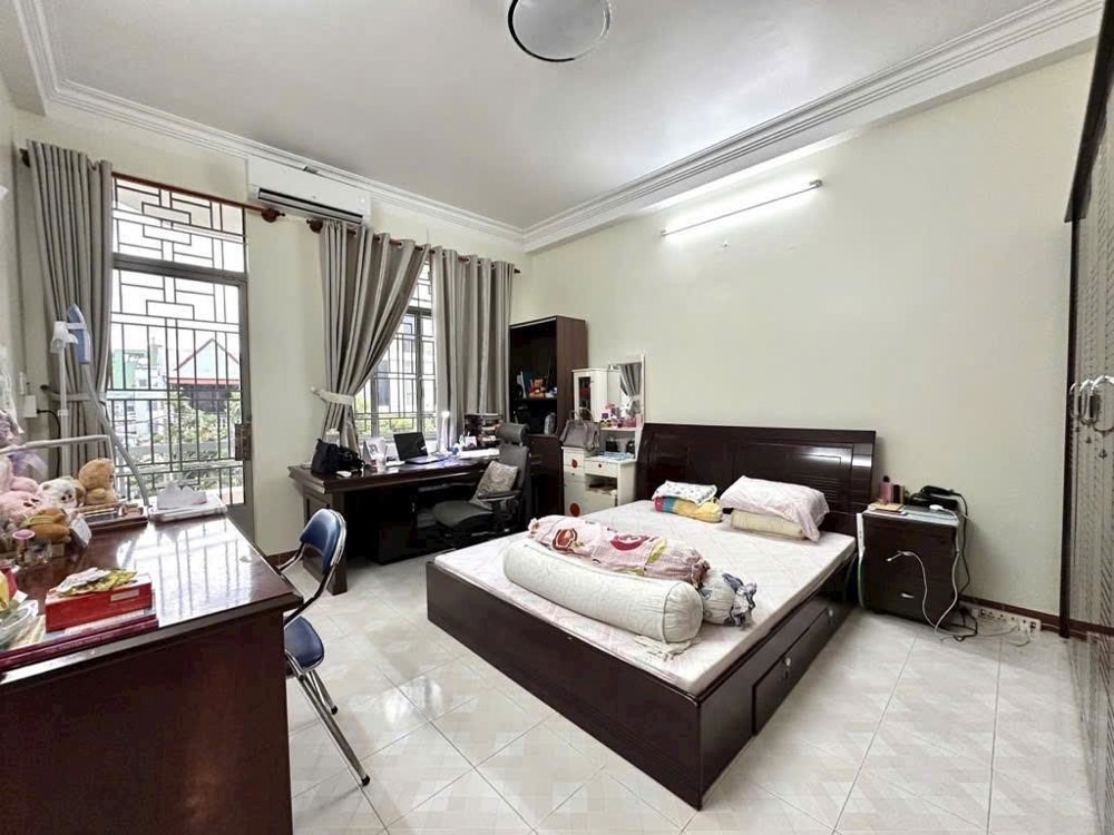 Bán nhà MT Vũ Ngọc Phan, 4×18.5m, 5 tầng, 5pn, 5wc,15.5 tỷ, TL Bán nhà MT Vũ Ngọc Phan, 4×18.5m, 5 tầng, 5pn, 5wc,15.5 tỷ, TL