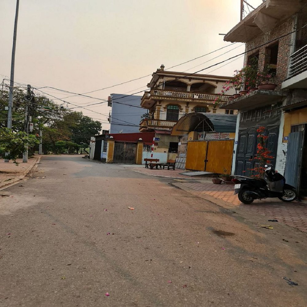 Bán nhà 2 tầng Đặng Xá, Gia Lâm. Đường 10m trục chính view thoáng. Dưới 7 tỷ. Lh 0989894845 Bán nhà 2 tầng Đặng Xá, Gia Lâm. Đường 10m trục chính view thoáng. Dưới 7 tỷ. Lh 0989894845