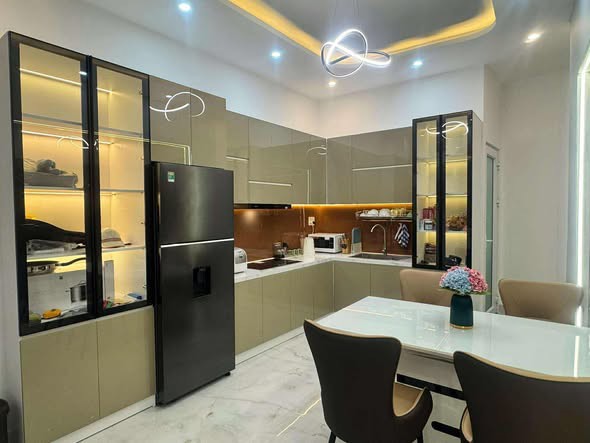 Nhà Siêu Phẩm Đường Lê Hồng Phong Quận 10 Cũ (Phường Vườn Lài) Nhà Siêu Phẩm Đường Lê Hồng Phong Quận 10 Cũ (Phường Vườn Lài)