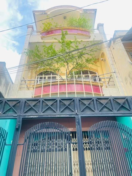 Nhà HXH Đường Nguyễn Hồng Đào Phường 14 Quận Tân Bình Cũ Nhà HXH Đường Nguyễn Hồng Đào Phường 14 Quận Tân Bình Cũ