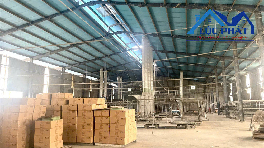 Cho thuê xưởng 2100m2 xã Thiện Tân, Vĩnh Cửu, Đồng Nai giá chỉ 84tr Cho thuê xưởng 2100m2 xã Thiện Tân, Vĩnh Cửu, Đồng Nai giá chỉ 84tr