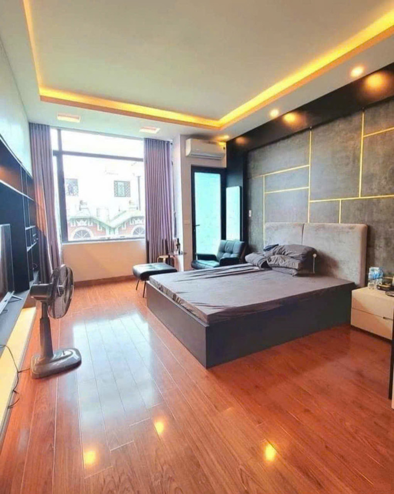 Bán nhà phân lô Tây Sơn - Lô góc 2 thoáng Gara ô tô - Kinh doanh 55m 4 tầng 19,2 tỷ