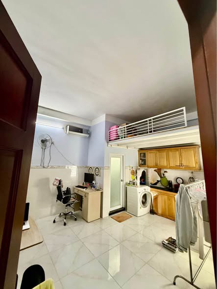 Nhà góc 2 mặt thoáng, 3 tầng, đường Lý Thường Kiệt, Quận Tân Bình,109m² (6x18, nở hậu 6.8m) – Giá