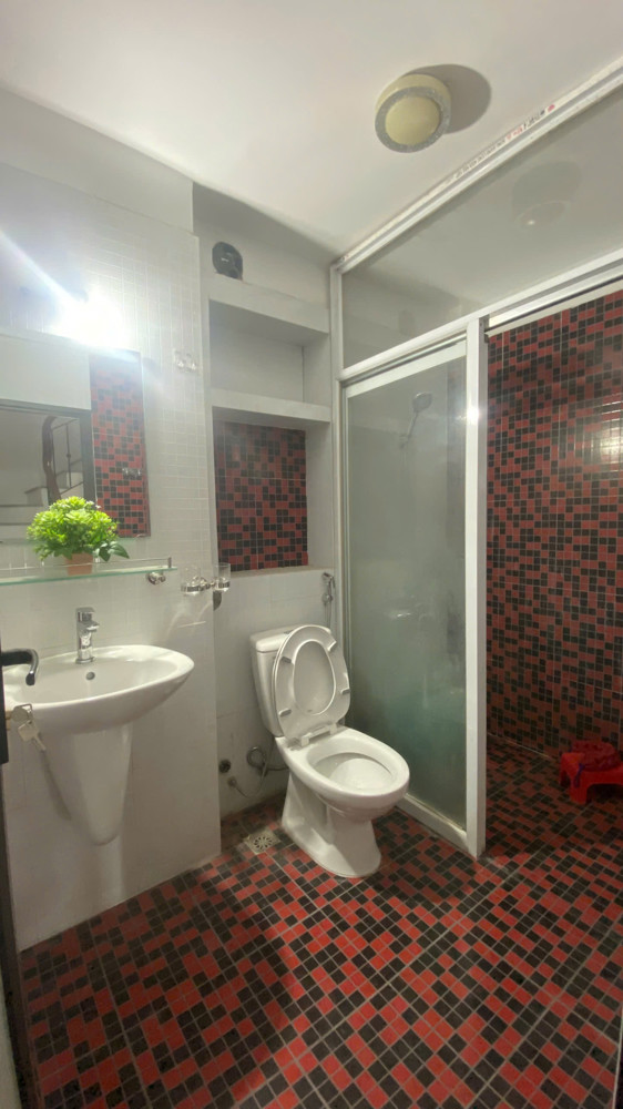 Bán nhà riêng có SĐCC Trương Định, 70m2 x 4 tầng,4 ngủ, 3 vệ sinh, 11.5 tỷ