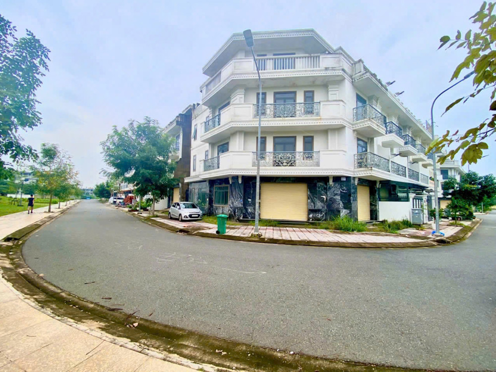 CẦN BÁN CẶP GÓC NHÀ LIỀN KỀ ĐẸP NHẤT DỰ ÁN – ĐỐI DIỆN CÔNG VIÊN – ĐƯỜNG E9 Khu Dân Cư BỬU LONG,