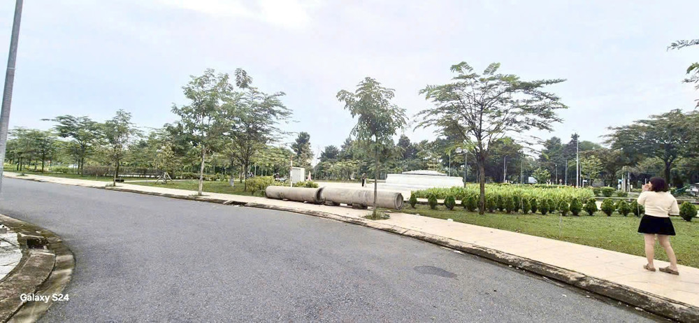 CẦN BÁN CẶP GÓC NHÀ LIỀN KỀ ĐẸP NHẤT DỰ ÁN – ĐỐI DIỆN CÔNG VIÊN – ĐƯỜNG E9 Khu Dân Cư BỬU LONG,