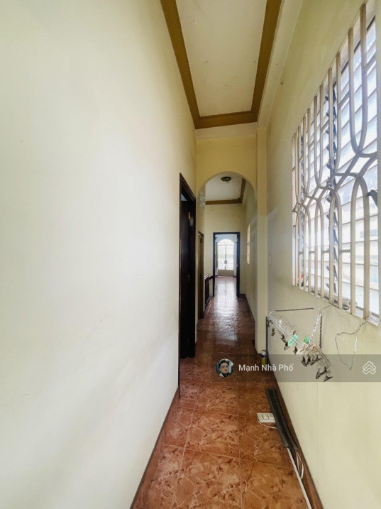 BÁN NHÀ BÀU CÁT NGUYỄN HỒNG ĐÀO GẦN NHÀ GA METRO 4.1M x 23M 3 TẦNG GIÁ 10.9T TL