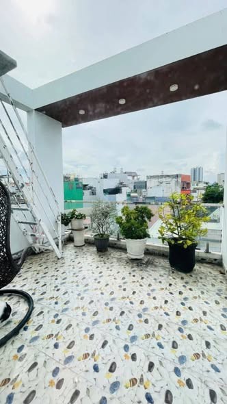 Nhà MT Đường Thái Phiên Phường 8 Quận 11 Cũ