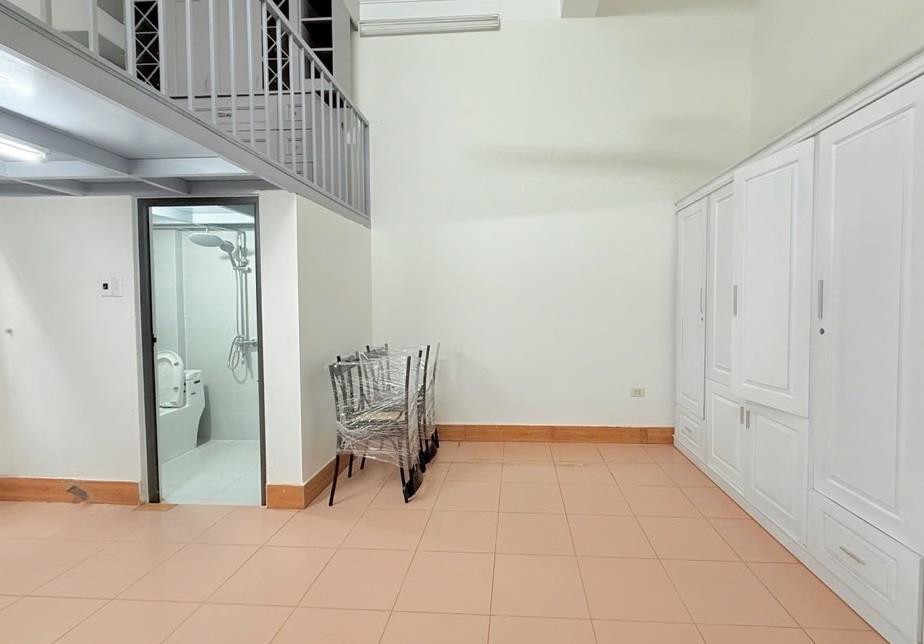 BOM TẤN THỤY PHƯƠNG - NHÀ CÓ SÂN CHƠI GẦN 1000M² - Ô TÔ ĐỖ, KINH DOANH DÒNG TIỀN 20TR/THÁNG