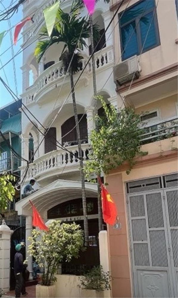 BOM TẤN THỤY PHƯƠNG - NHÀ CÓ SÂN CHƠI GẦN 1000M² - Ô TÔ ĐỖ, KINH DOANH DÒNG TIỀN 20TR/THÁNG