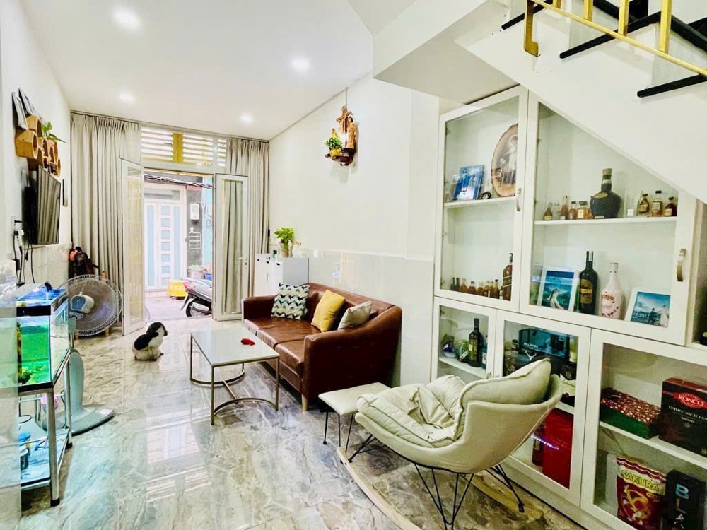 Bán nhà Nguyễn Đình Chiểu, P.4, 3(NH 6m) x 12m, 2 tấm, 5.79 tỷ, TL