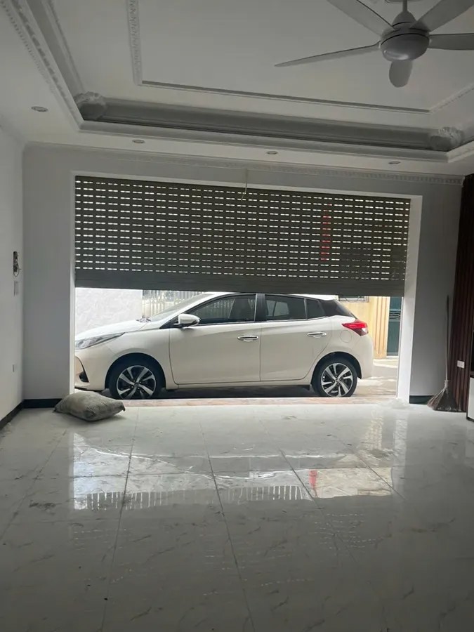 BÁN NHÀ ĐẸP XÂY ĐỘC LẬP Ô TÔ VÀO NHÀ Vũ Xuân Thiều 50m2 X 6 Tầng 11.8 tỷ Long Biên Hà Nội