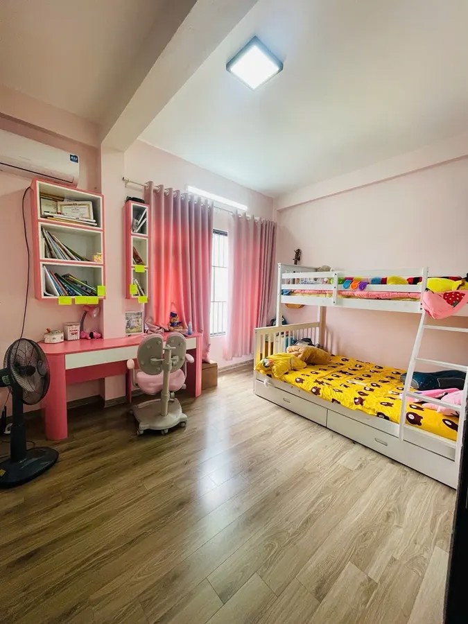 NHÀ MƠI- ĐẸP- FULL NỘI THẤT Phố Trạm 40m2 X 5 Tầng 10.85 Tỷ Long Biên Hà Nội