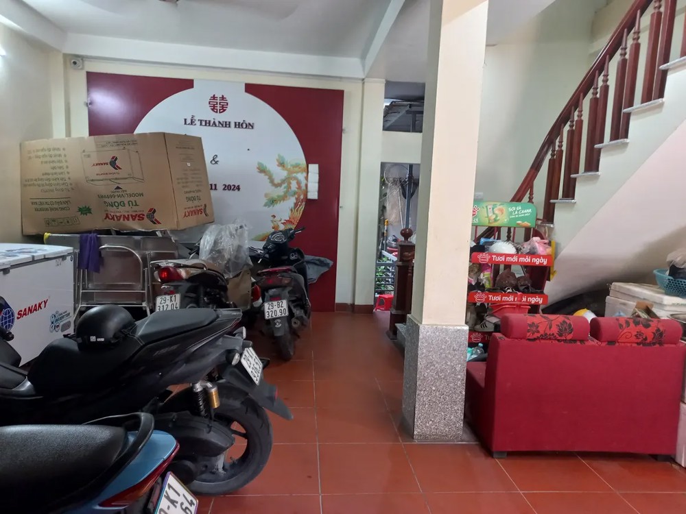 BÁN NHÀ MẶT NGÕ Ô TÔ THÔNG KINH DOANH ĐỈNH Phố Chu Huy Mân 50 m2 X 4 Tầng 12.5 tỷ Long Biên