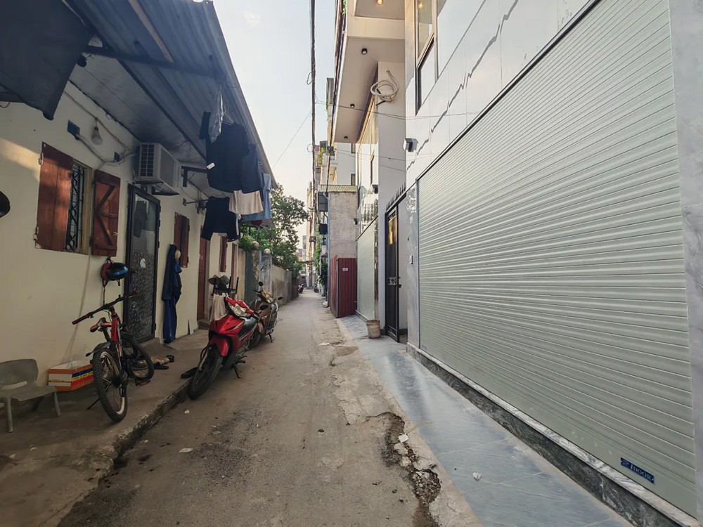 NHÀ ĐẸP 5 TẦNG FULLNOOIJ THẤT XÂY ĐỘC LẬP Đàm Quang Trung 38m2 X 9.5 tỷ Long Biên