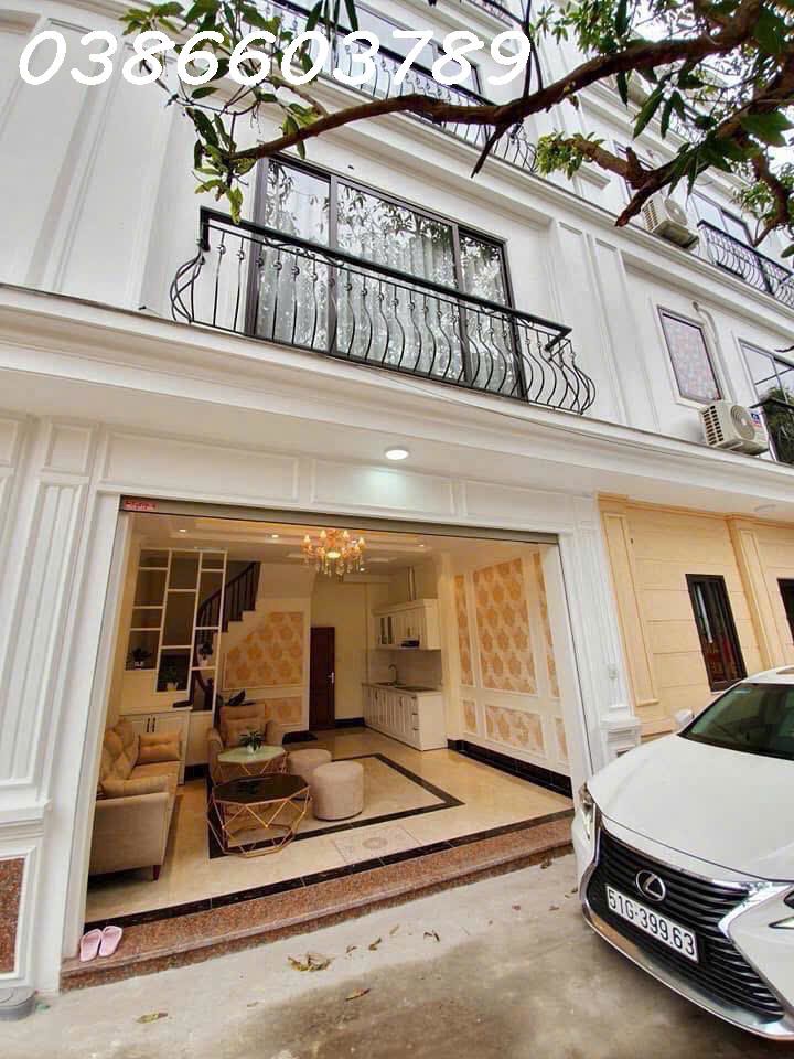 32M² – NGÕ 206 CỔ LINH (ĐÀM QUANG TRUNG) – MẶT TIỀN 4.9M – 5 TẦNG – Ô TÔ ĐỖ CỬA – GẦN CẦU VĨNH TUY,