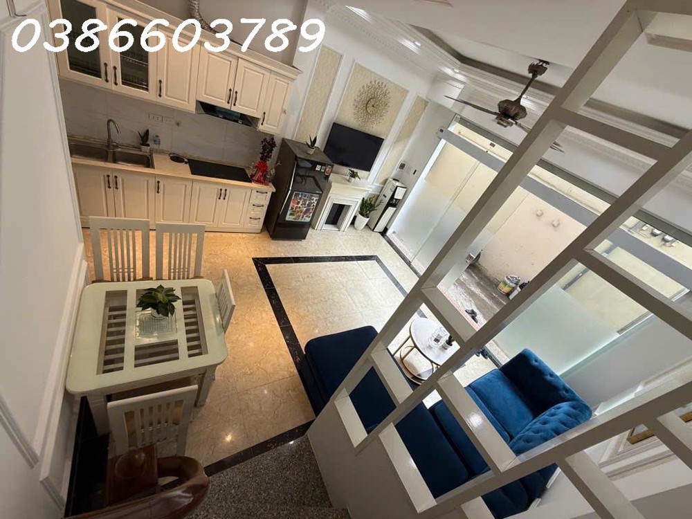 32M² – NGÕ 206 CỔ LINH (ĐÀM QUANG TRUNG) – MẶT TIỀN 4.9M – 5 TẦNG – Ô TÔ ĐỖ CỬA – GẦN CẦU VĨNH TUY,