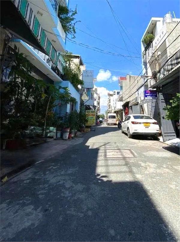 BÁN NHÀ - 3 TẦNG - HXH - 4M X 10M - BÌNH TÂN - GIÁP TÂN PHÚ - NHỈNH 4 TỶ