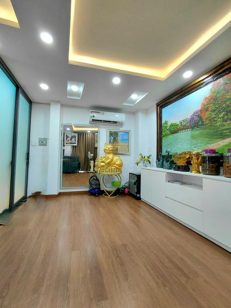 BÁN NHÀ HẺM XE TẢI ĐÔNG HỒ P.8 TÂN BÌNH NGANG 6,15M x 5,2M GIÁ 6.5T TL